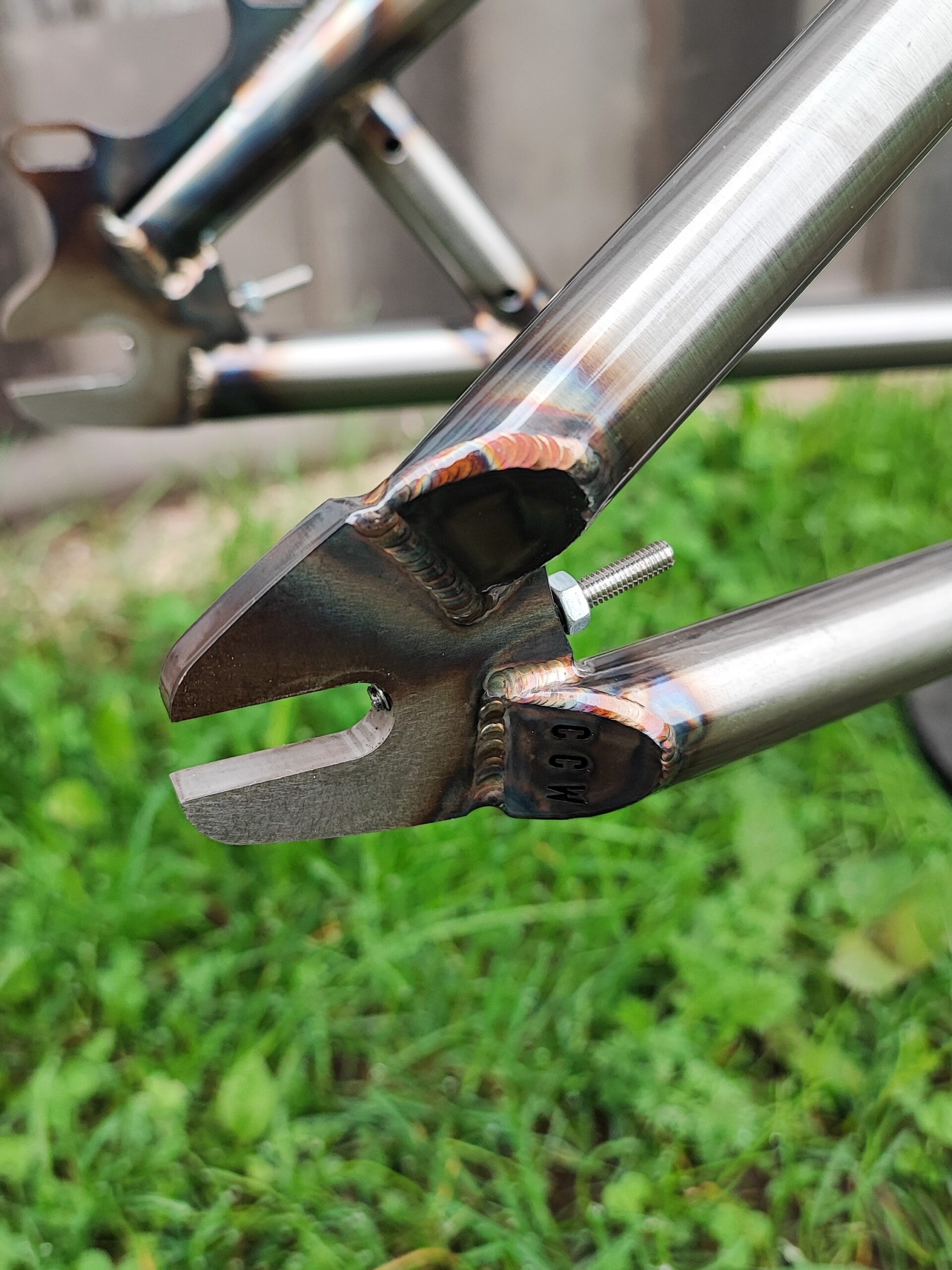 Cadre Dirt Jump sur-mesure ( acompte octobre-novembre 2025) – Image 5