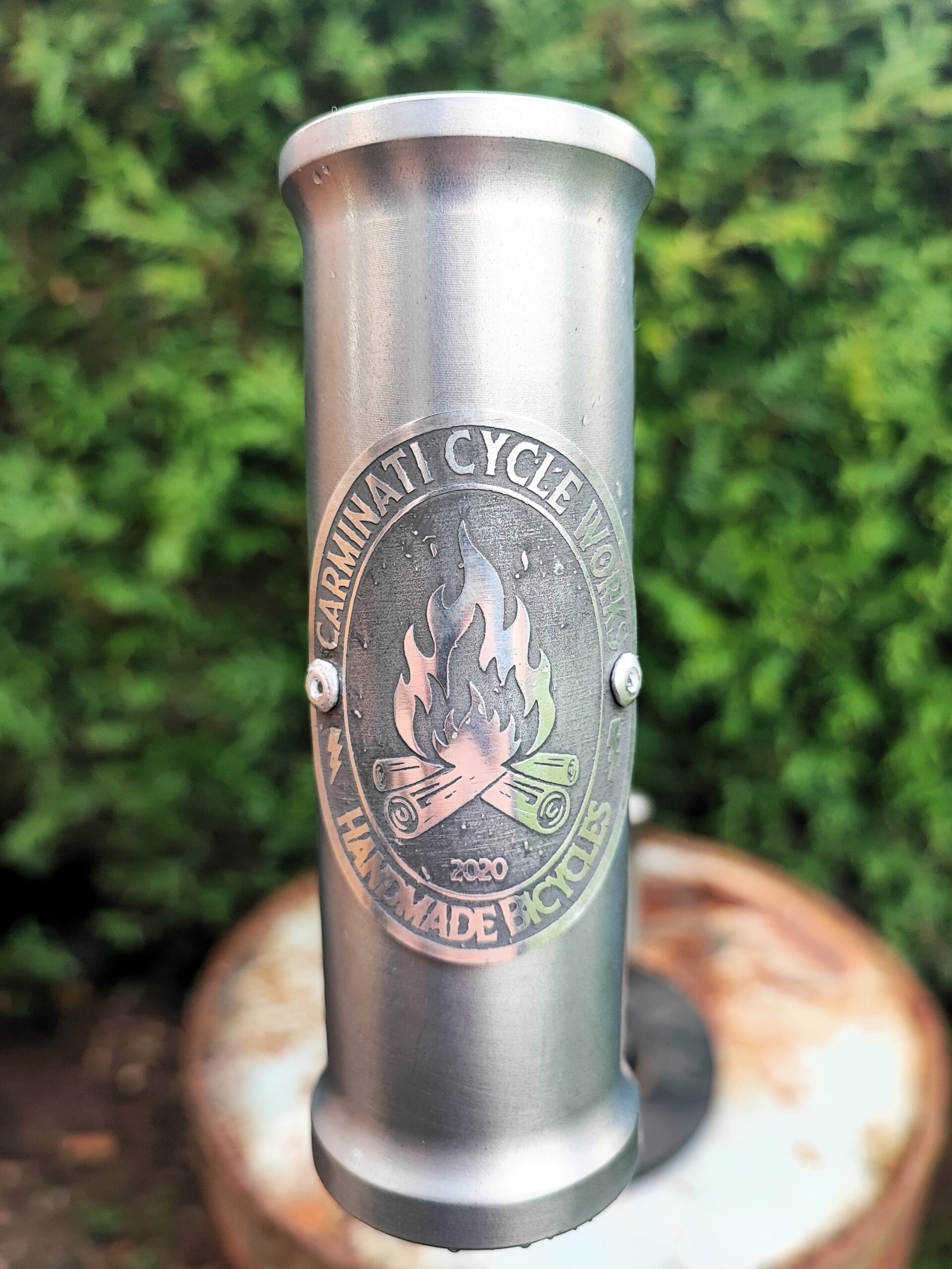 Badge de direction CCW sur cadre BMX édition limitée